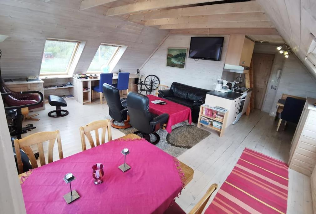 Topfloor Apartment Separate Entranc Nice View Stord Fitjar Exteriér fotografie